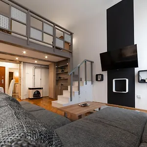 Kalvin Loft Appartamento Budapest
