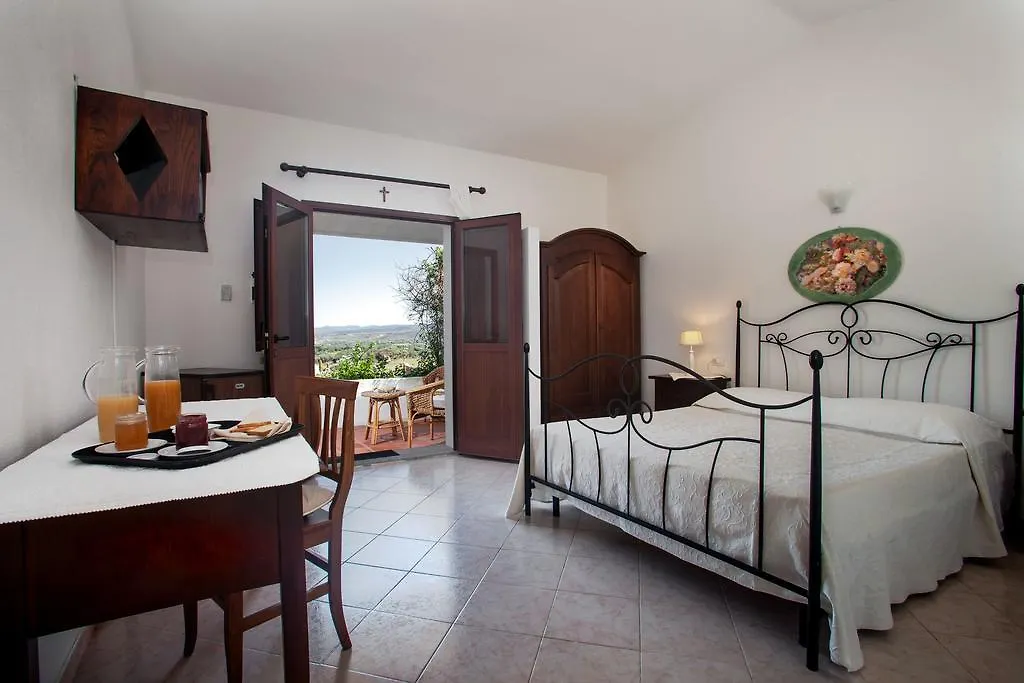 Alloggio per agriturismo Agriturismo Nuraghe Tuttusoni Aglientu