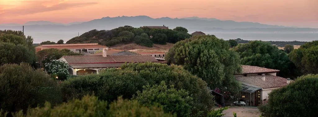 Agriturismo Nuraghe Tuttusoni Aglientu 0*,